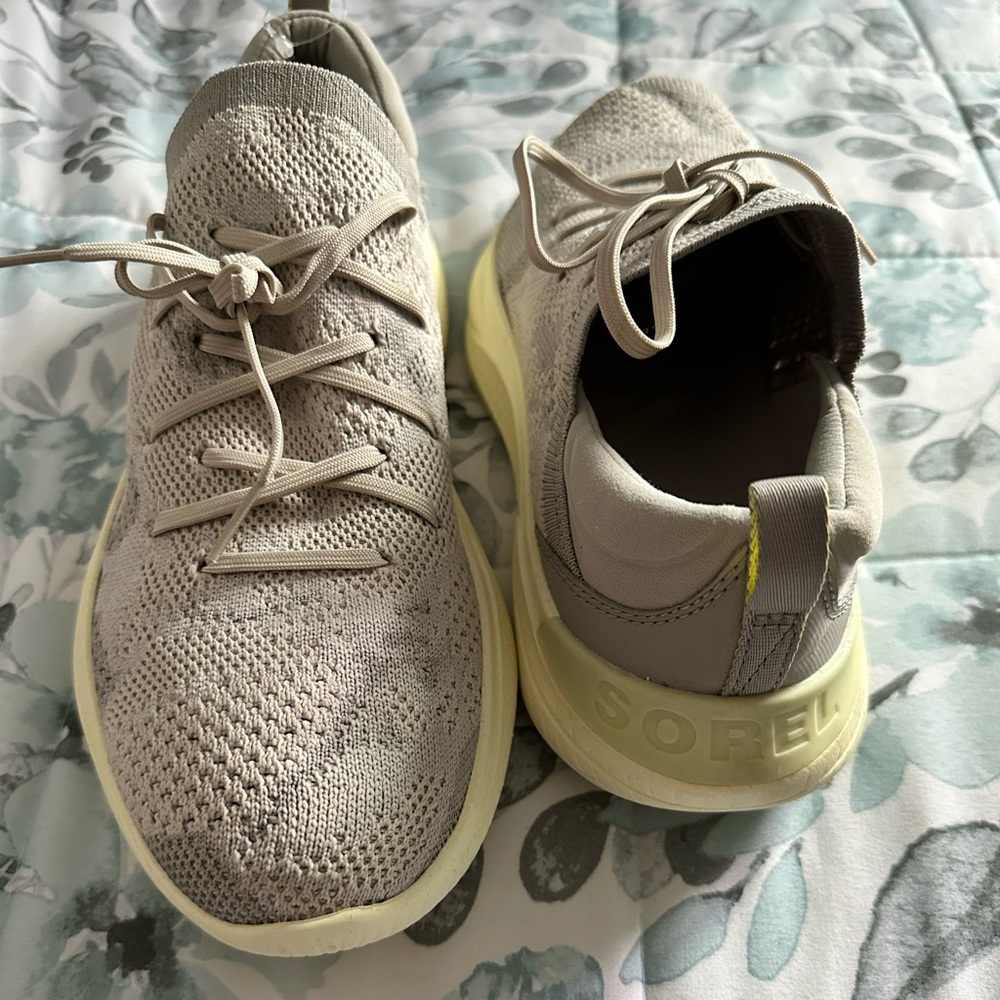 Sorel Women's Explorer Blitz Stride Lace Sneaker - Dark Stone/Bolt Hint